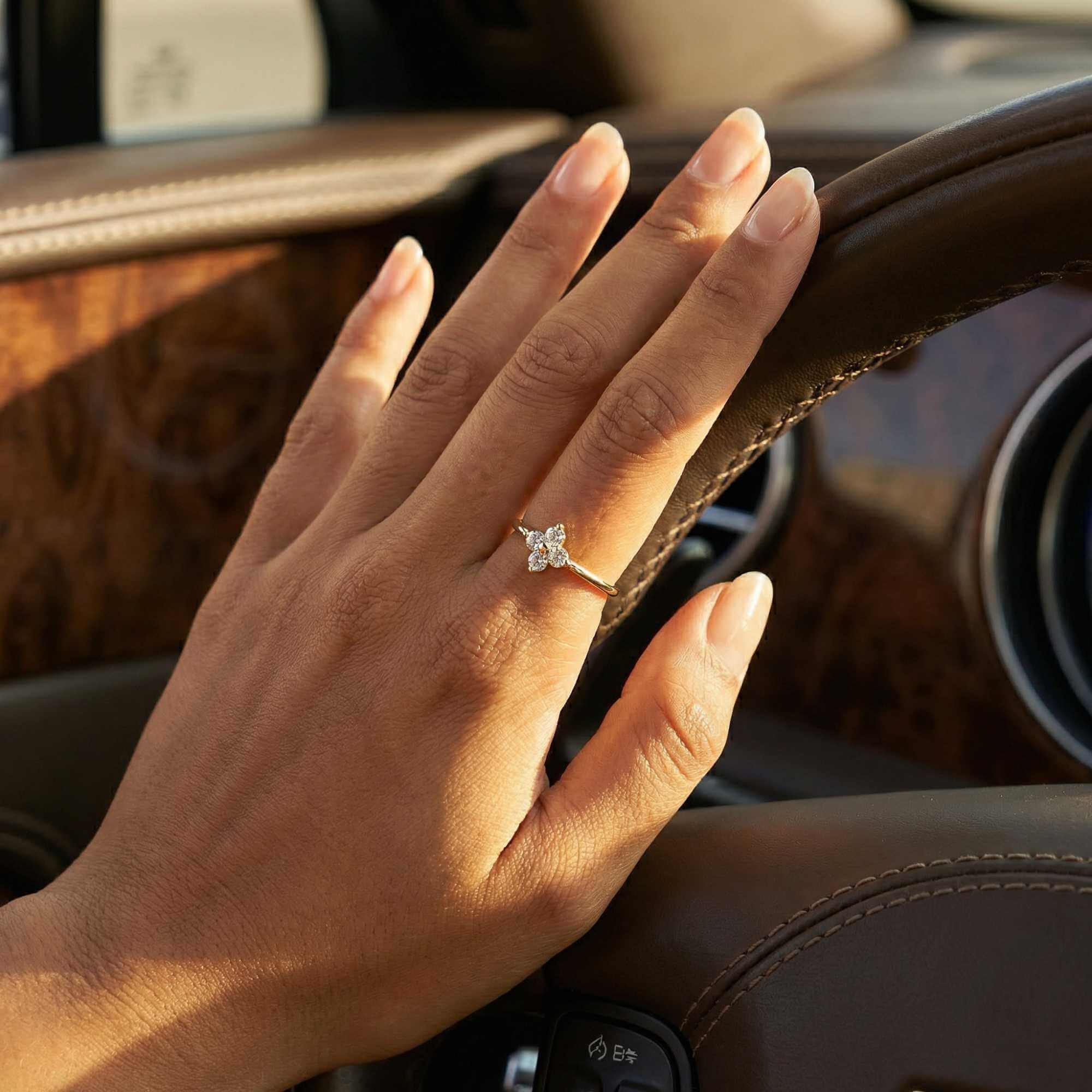 Crystal Flower Ring - Image 5
