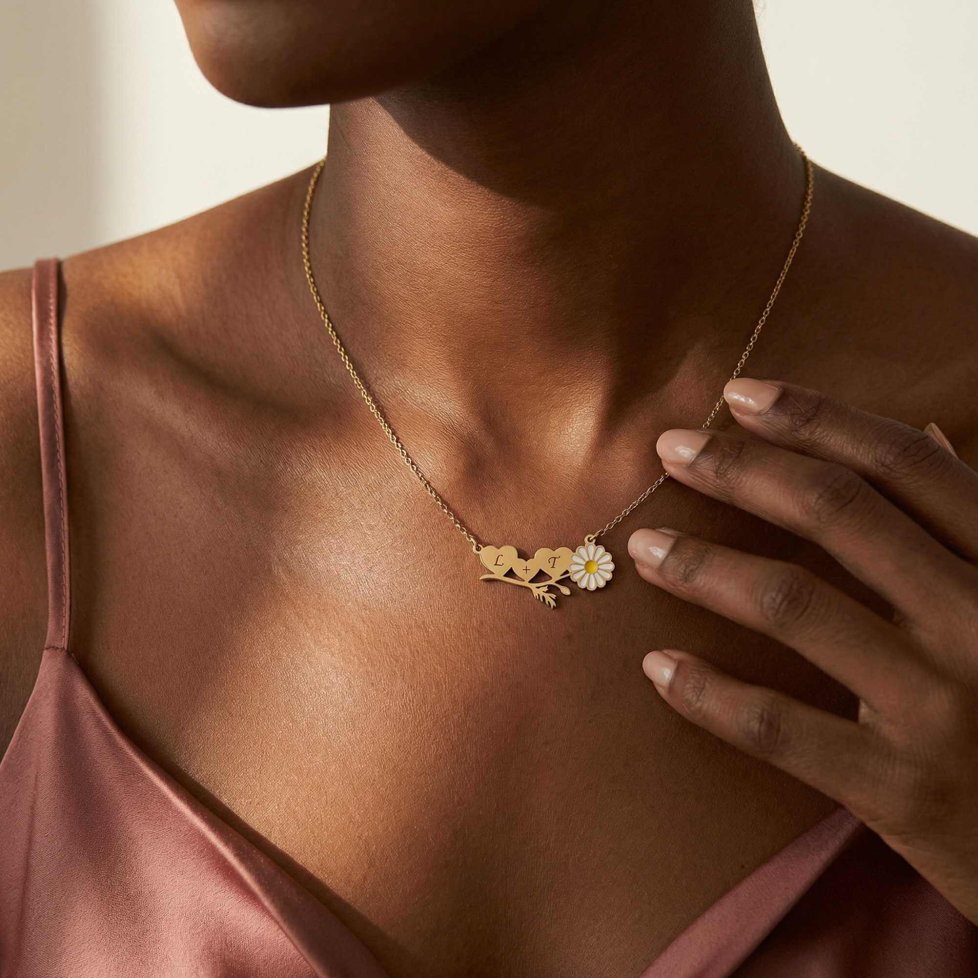 Daisy Name Necklace - Image 4