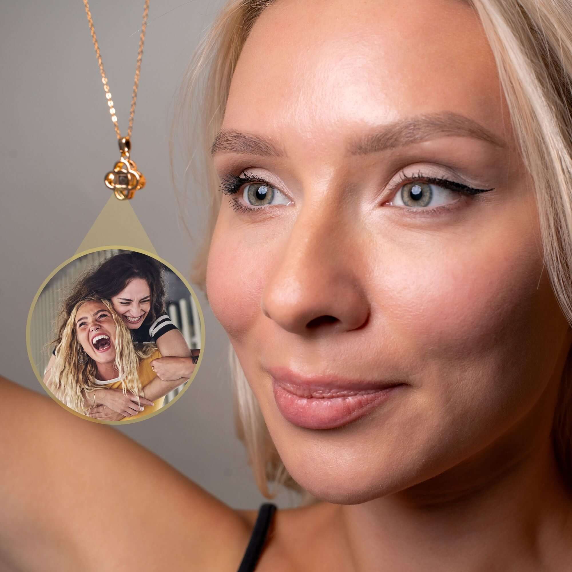 Luxurious Photo Necklace - Image 5
