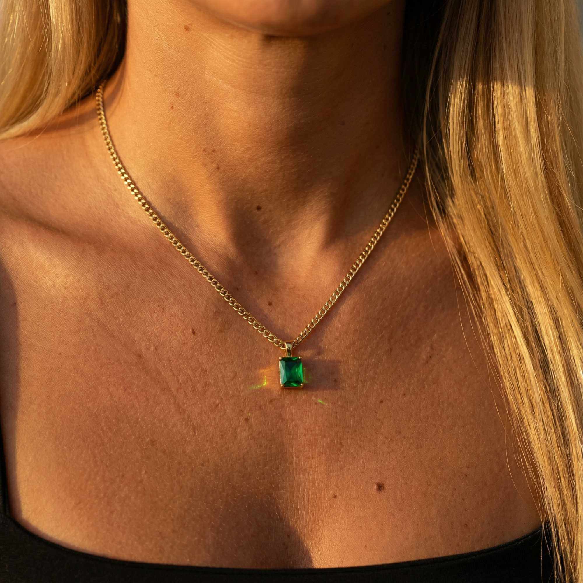 Emerald Pendant Necklace - Image 6