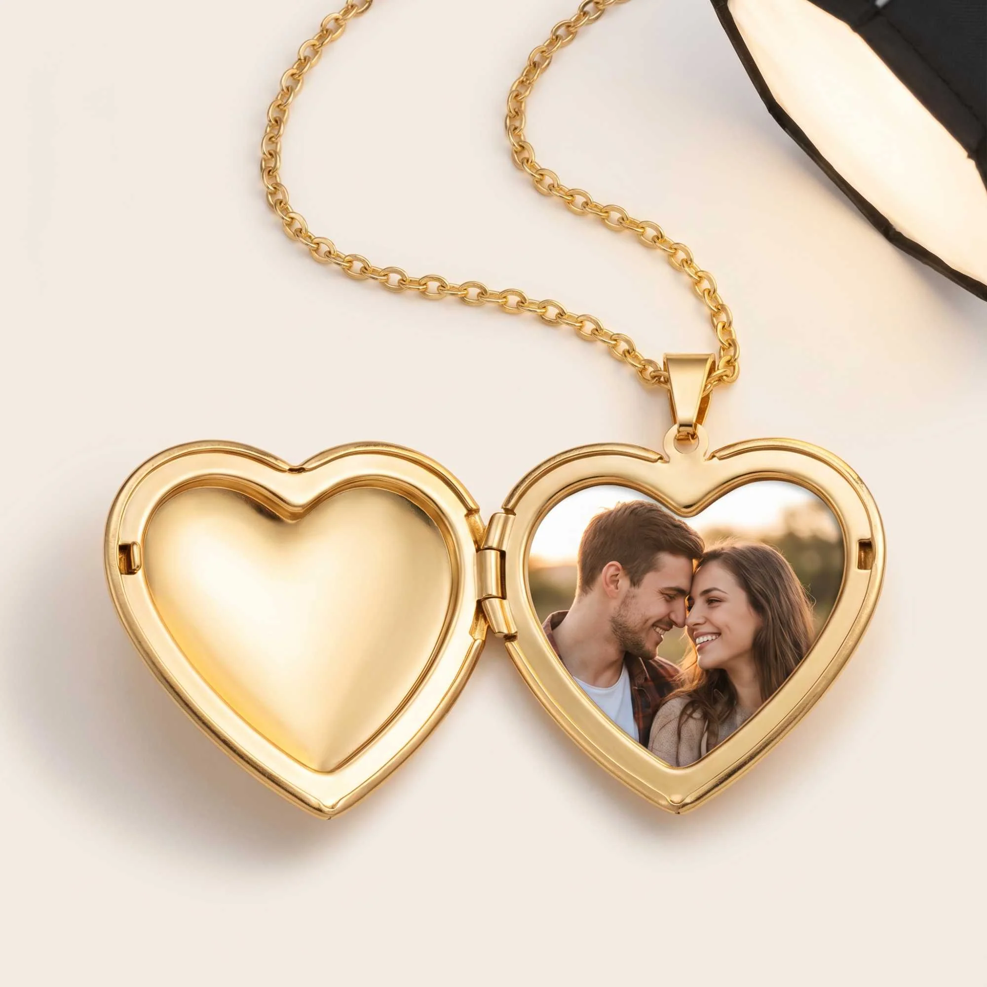 Floral Heart Photo Locket Necklace - Image 6