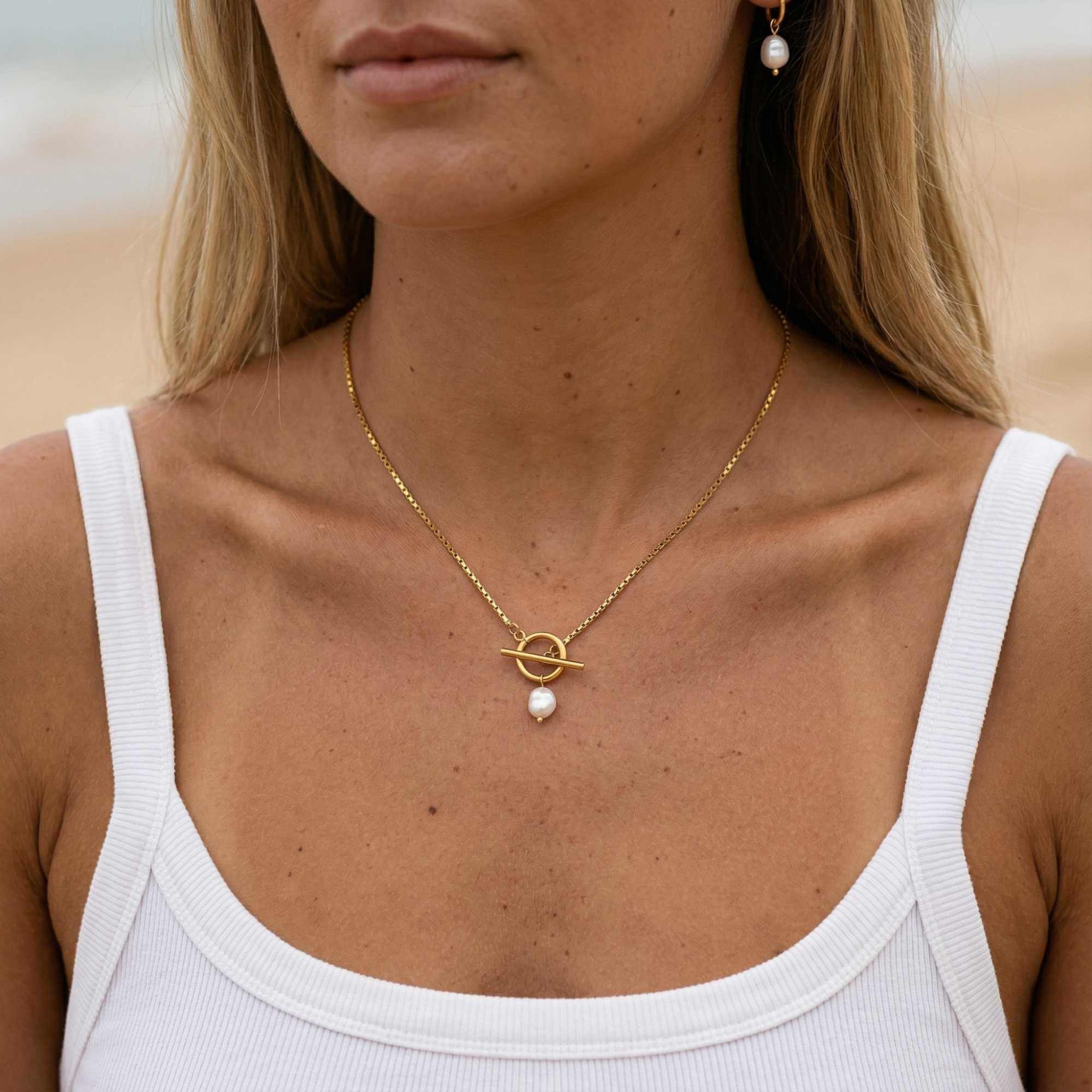 La Isla Pearl Toggle Necklace - Image 11