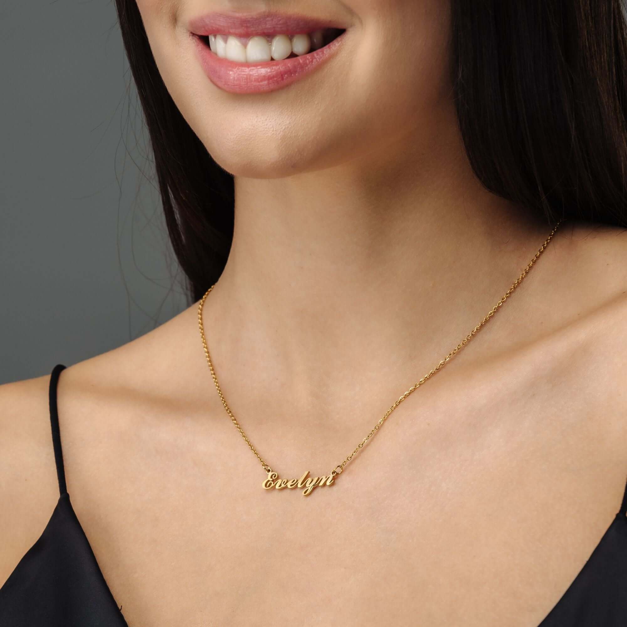 Minimalist Name Necklace - Image 4