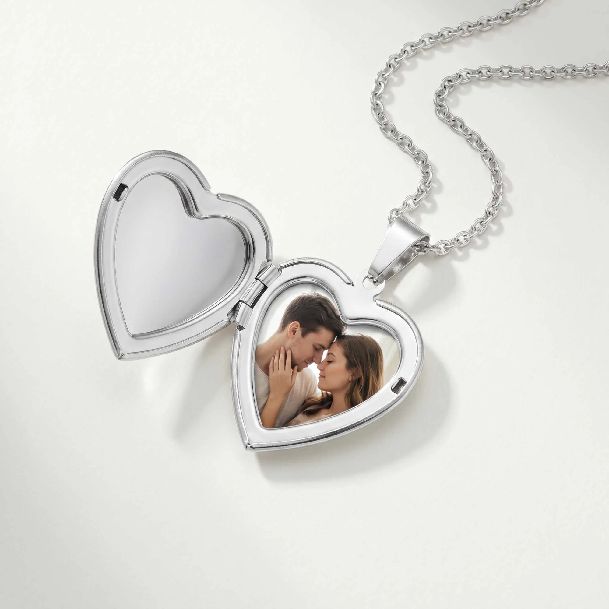 Scroll Heart Photo Locket Necklace - Image 11